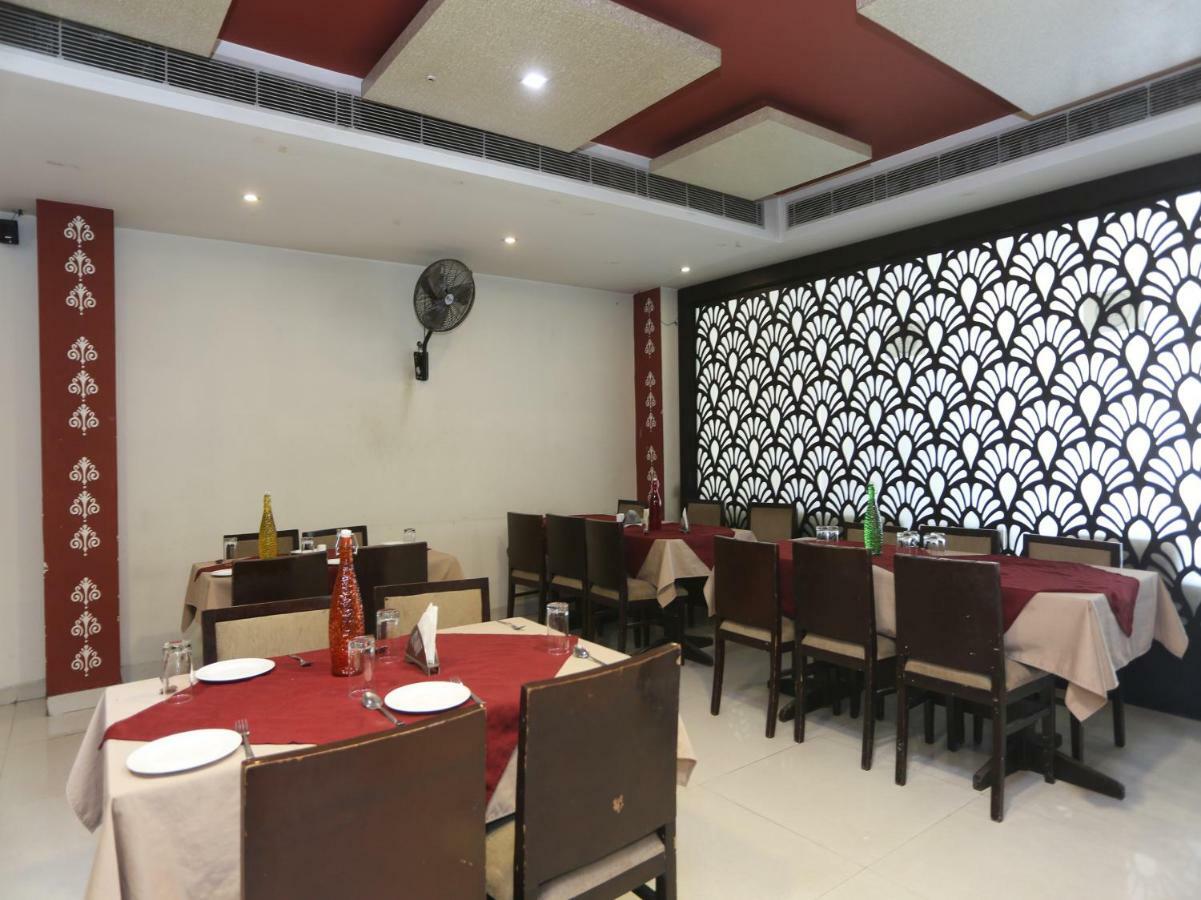 Rewāri Bilberry Hotel מראה חיצוני תמונה