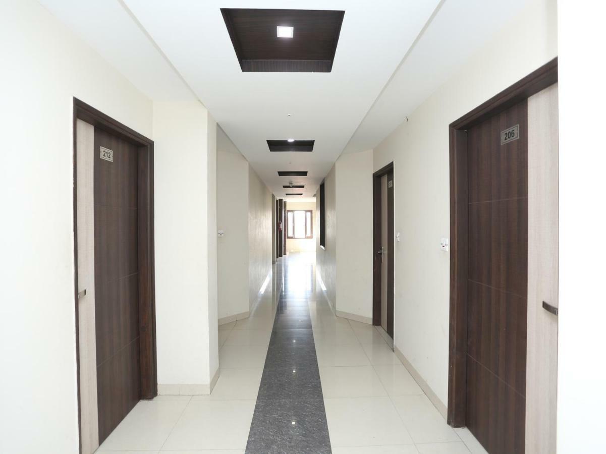 Rewāri Bilberry Hotel מראה חיצוני תמונה