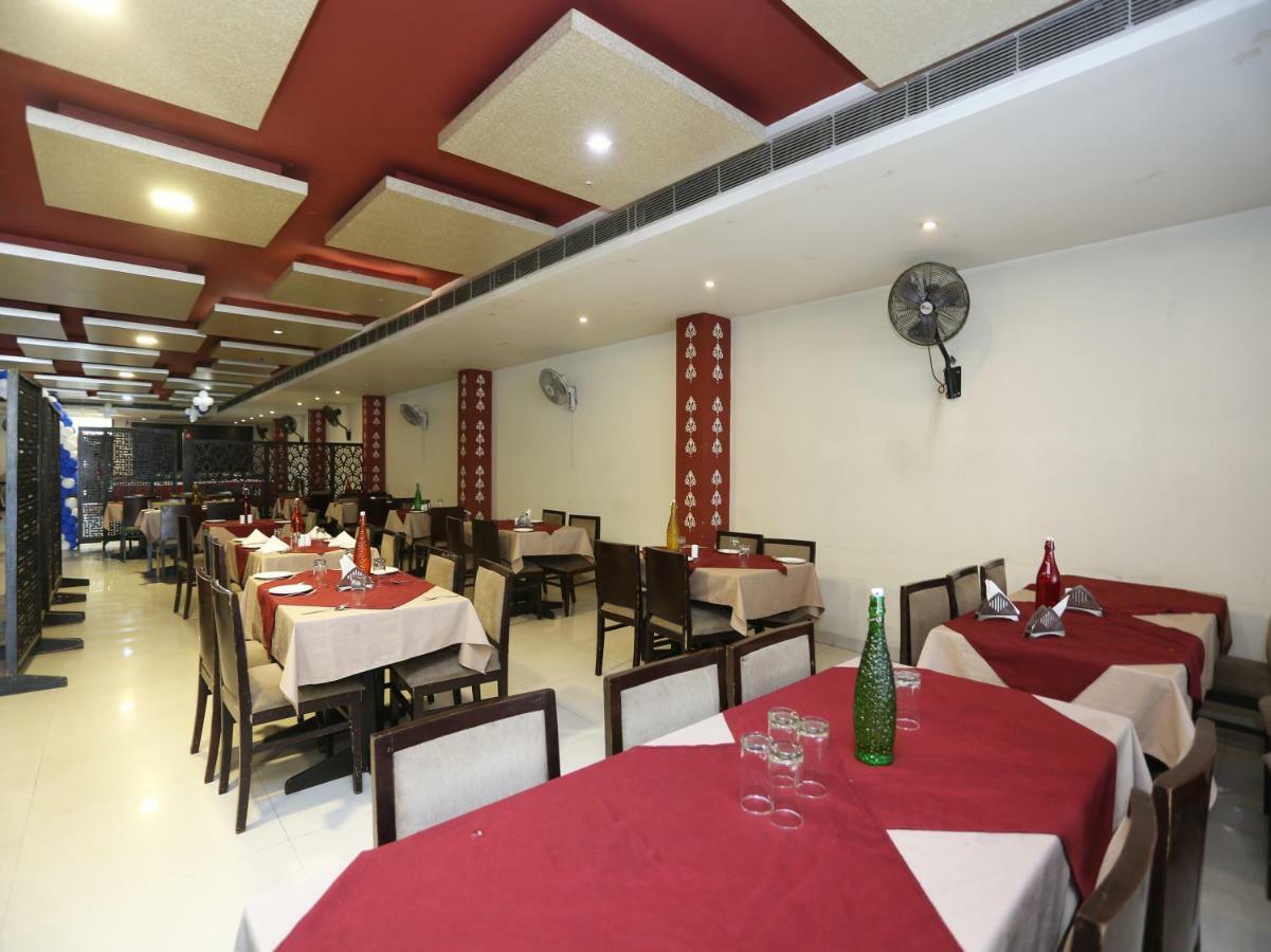 Rewāri Bilberry Hotel מראה חיצוני תמונה