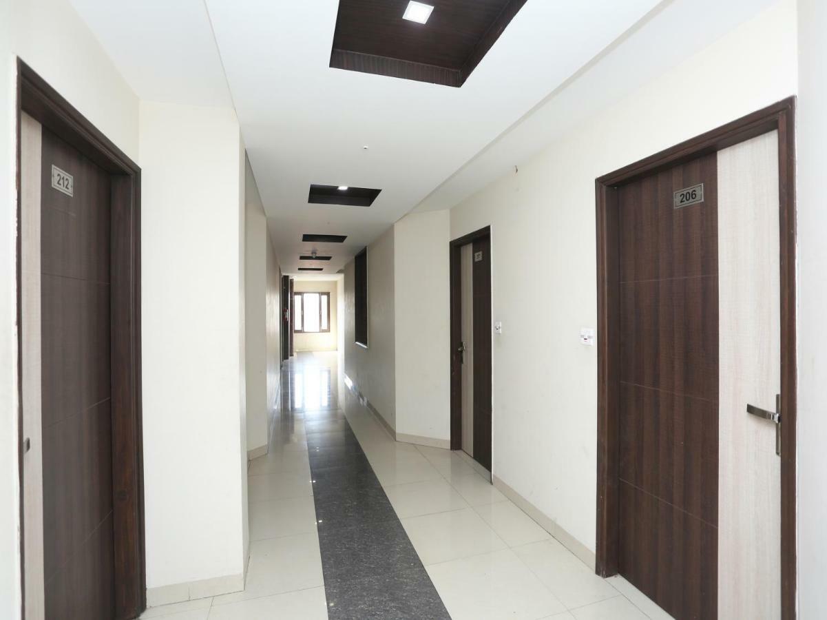 Rewāri Bilberry Hotel מראה חיצוני תמונה