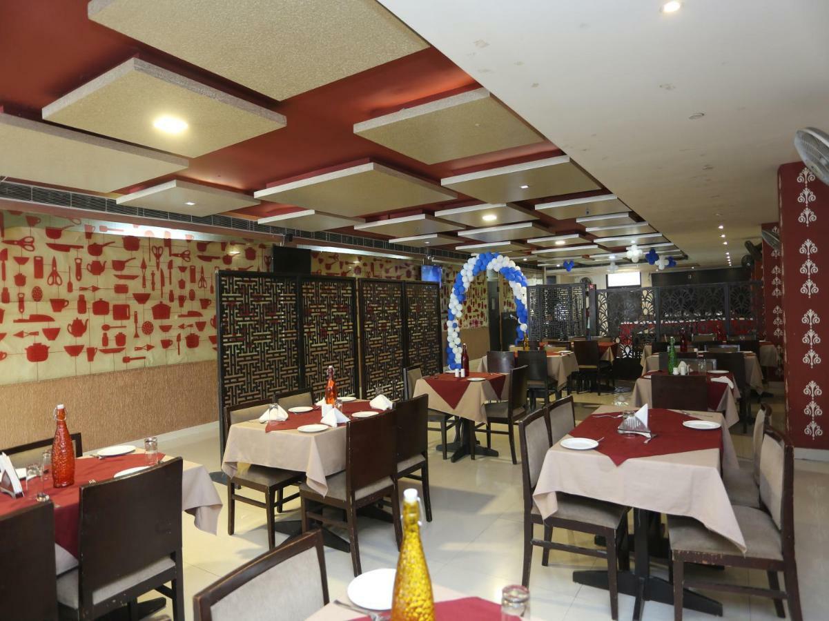 Rewāri Bilberry Hotel מראה חיצוני תמונה